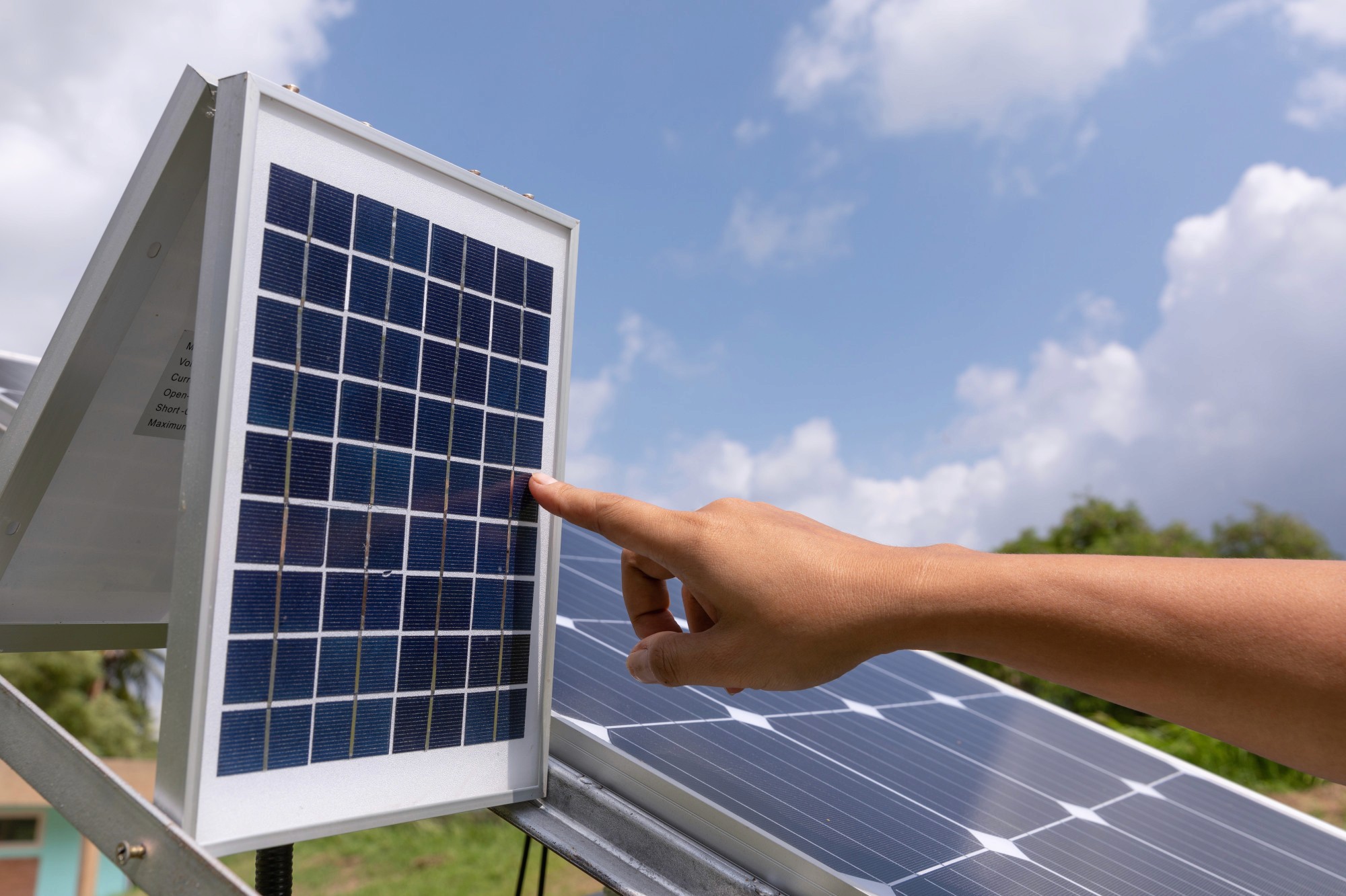太陽能光伏發電系統工程 可再生能源系統 太陽能系統服務 可再生能源上網電價計劃 村屋太陽能發電系統 太陽能解決方案 太陽能發電系統 零投資太陽能計劃 太陽能安裝 太陽能維護 香港太陽能 太陽能公司 太陽能供應商 太陽能專家 綠色能源解決方案 商業太陽能 村屋太陽能 太陽能工程 天台太陽能工程 裝太陽能要多少錢 香港沒有哪種可再生能源 太陽能自用 需要申請嗎 違建可以裝太陽能板嗎 太陽能光伏系統安裝指南 太陽能板小型工程 安裝太陽能板壞處 安裝太陽能板費用 太陽能板安裝方法 太陽能板安裝指引 安裝太陽能板注意事項 村屋太陽能板屋宇署