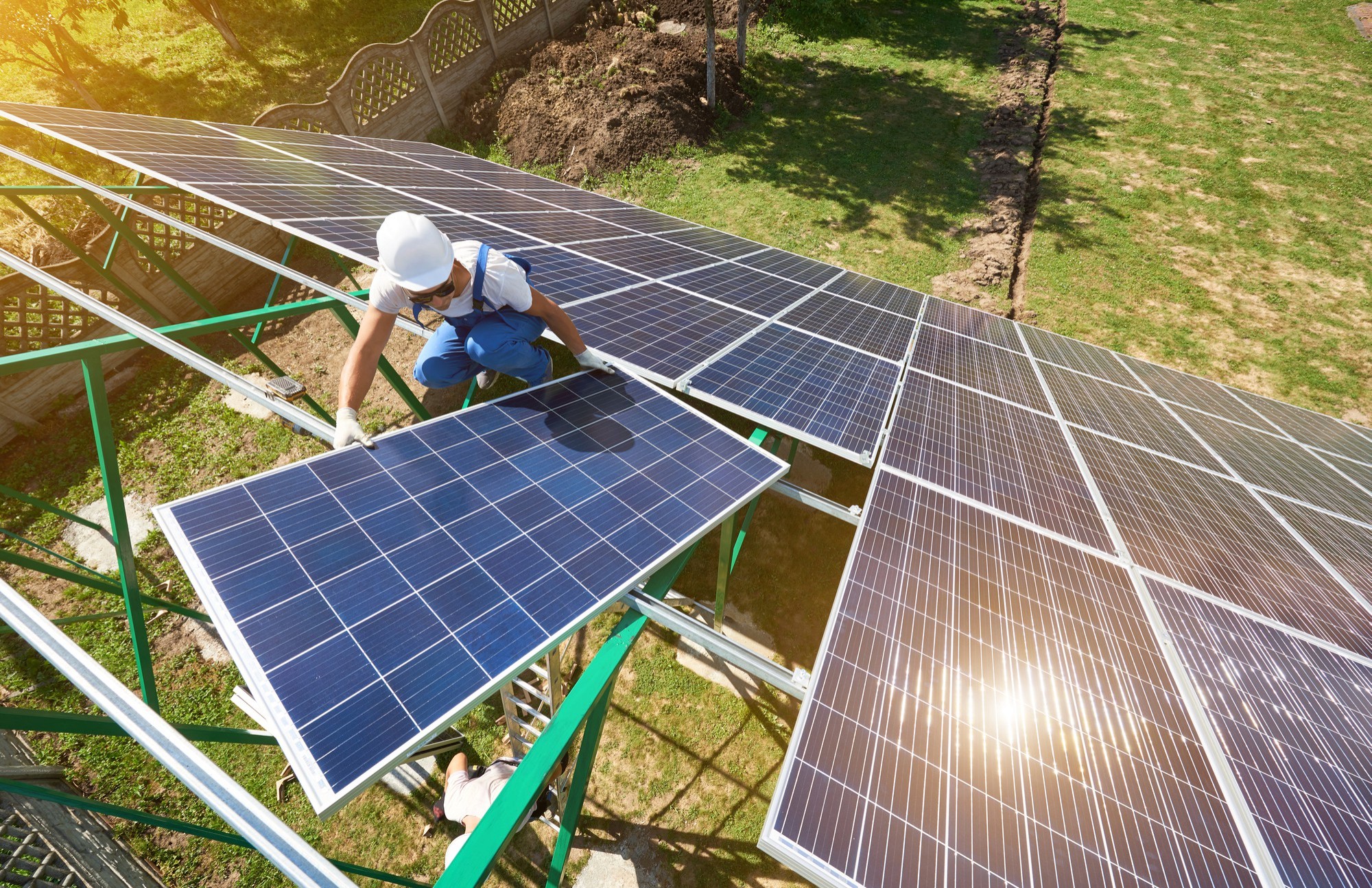 太陽能光伏發電系統工程 可再生能源系統 太陽能系統服務 可再生能源上網電價計劃 村屋太陽能發電系統 太陽能解決方案 太陽能發電系統 零投資太陽能計劃 太陽能安裝 太陽能維護 香港太陽能 太陽能公司 太陽能供應商 太陽能專家 綠色能源解決方案 商業太陽能 村屋太陽能 太陽能工程 天台太陽能工程 裝太陽能要多少錢 香港沒有哪種可再生能源 太陽能自用 需要申請嗎 違建可以裝太陽能板嗎 太陽能光伏系統安裝指南 太陽能板小型工程 安裝太陽能板壞處 安裝太陽能板費用 太陽能板安裝方法 太陽能板安裝指引 安裝太陽能板注意事項 村屋太陽能板屋宇署