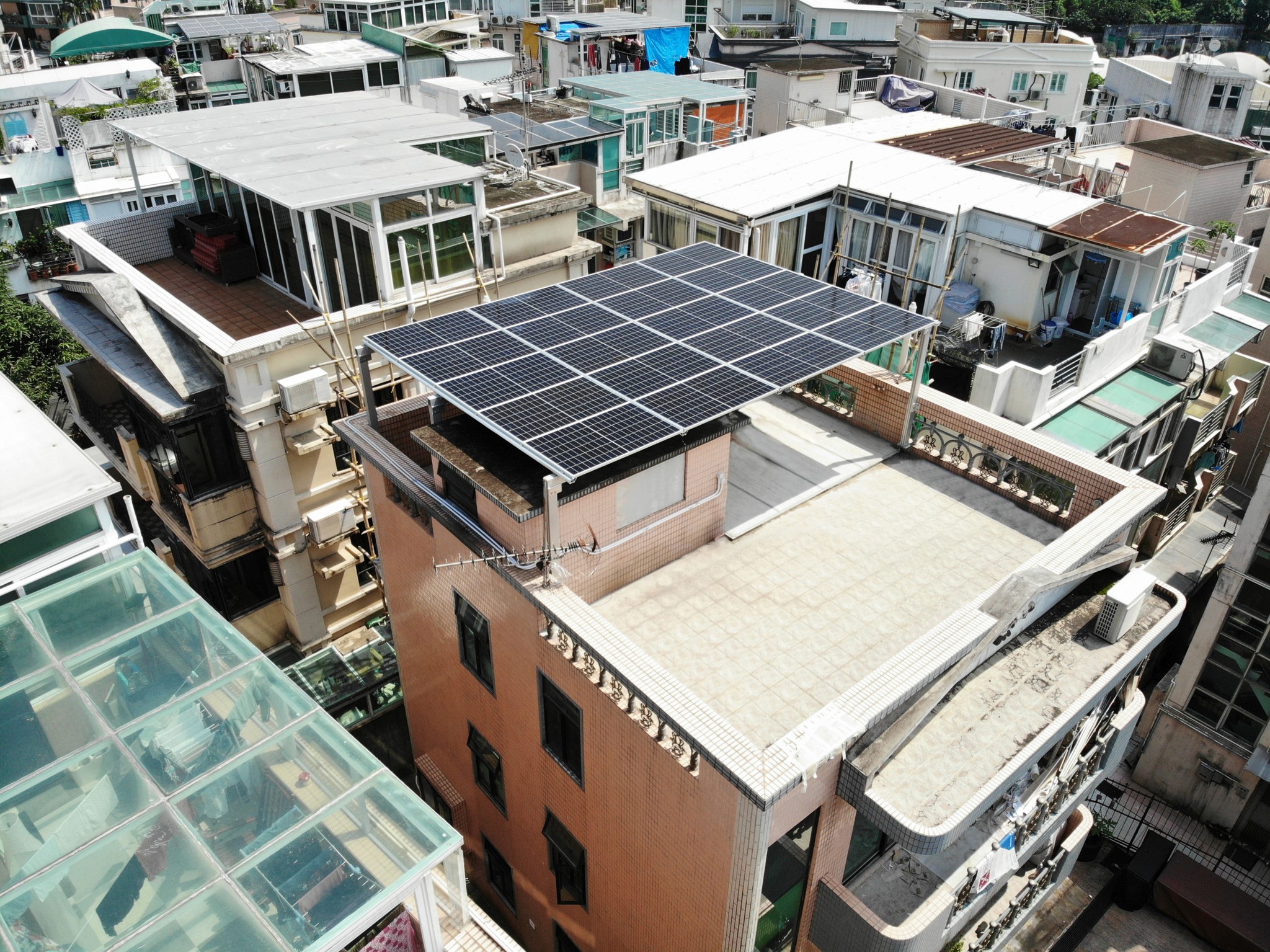 太陽能光伏發電系統工程 可再生能源系統 太陽能系統服務 可再生能源上網電價計劃 村屋太陽能發電系統 太陽能解決方案 太陽能發電系統 零投資太陽能計劃 太陽能安裝 太陽能維護 香港太陽能 太陽能公司 太陽能供應商 太陽能專家 綠色能源解決方案 商業太陽能 村屋太陽能 太陽能工程 天台太陽能工程 裝太陽能要多少錢 香港沒有哪種可再生能源 太陽能自用 需要申請嗎 違建可以裝太陽能板嗎 太陽能光伏系統安裝指南 太陽能板小型工程 安裝太陽能板壞處 安裝太陽能板費用 太陽能板安裝方法 太陽能板安裝指引 安裝太陽能板注意事項 村屋太陽能板屋宇署
