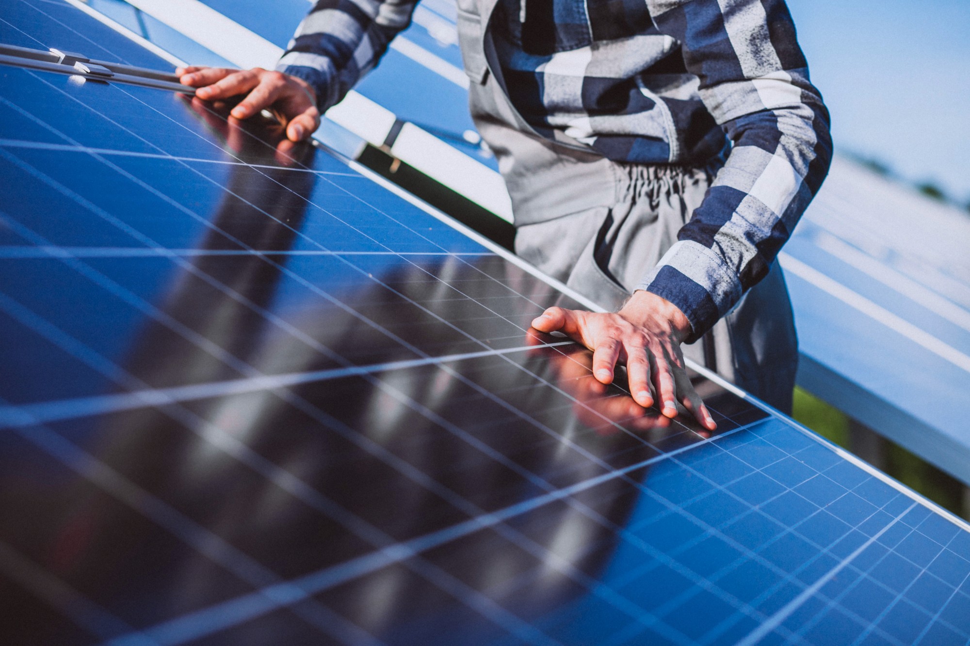 太陽能光伏發電系統工程 可再生能源系統 太陽能系統服務 可再生能源上網電價計劃 村屋太陽能發電系統 太陽能解決方案 太陽能發電系統 零投資太陽能計劃 太陽能安裝 太陽能維護 香港太陽能 太陽能公司 太陽能供應商 太陽能專家 綠色能源解決方案 商業太陽能 村屋太陽能 太陽能工程 天台太陽能工程 裝太陽能要多少錢 香港沒有哪種可再生能源 太陽能自用 需要申請嗎 違建可以裝太陽能板嗎 太陽能光伏系統安裝指南 太陽能板小型工程 安裝太陽能板壞處 安裝太陽能板費用 太陽能板安裝方法 太陽能板安裝指引 安裝太陽能板注意事項 村屋太陽能板屋宇署