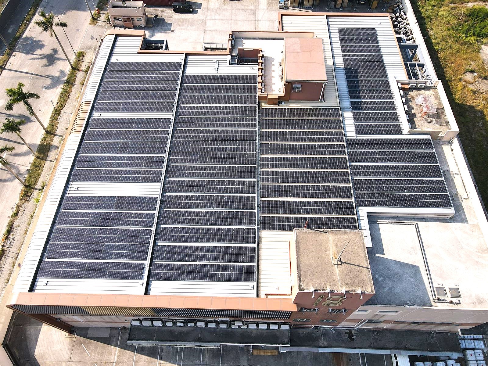 太陽能光伏發電系統工程 可再生能源系統 太陽能系統服務 可再生能源上網電價計劃 村屋太陽能發電系統 太陽能解決方案 太陽能發電系統 零投資太陽能計劃 太陽能安裝 太陽能維護 香港太陽能 太陽能公司 太陽能供應商 太陽能專家 綠色能源解決方案 商業太陽能 村屋太陽能 太陽能工程 天台太陽能工程 裝太陽能要多少錢 香港沒有哪種可再生能源 太陽能自用 需要申請嗎 違建可以裝太陽能板嗎 太陽能光伏系統安裝指南 太陽能板小型工程 安裝太陽能板壞處 安裝太陽能板費用 太陽能板安裝方法 太陽能板安裝指引 安裝太陽能板注意事項 村屋太陽能板屋宇署